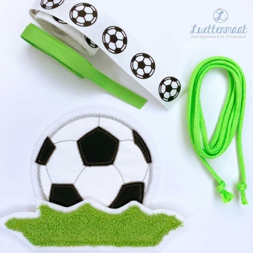 Set Fussball - Applikation ( schwarz) + Frottee Rasen und Schleifenband